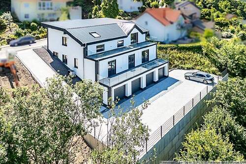 Blick von hinten links - 