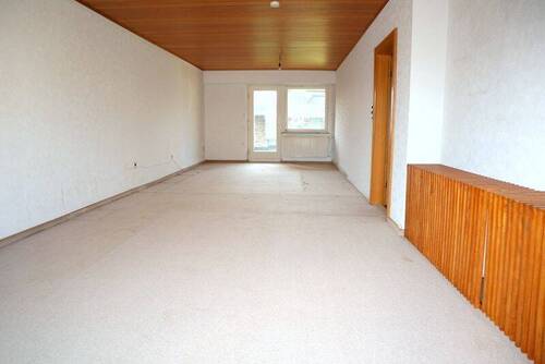 Großes Wohn- / Esszimmer - 