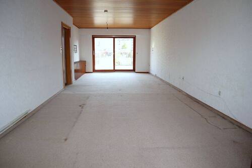 Großes Wohn- / Esszimmer - 