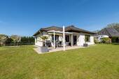 Bild 1 - Ihr Rückzugsort in Sangenstedt - Bungalow mit traumhaften Grundstück