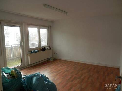 Wohn-Esszimmer - 3 Zimmer Etagenwohnung zum Kaufen in Ludwigsburg