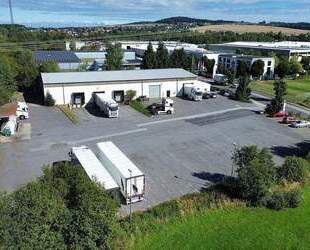 Direkt an der A4 | ca. 1.150 m² Halle & ca. 4.400 m² Freifläche nahe Dresden-Flughafen zum Kauf! - Bretnig-Hauswalde