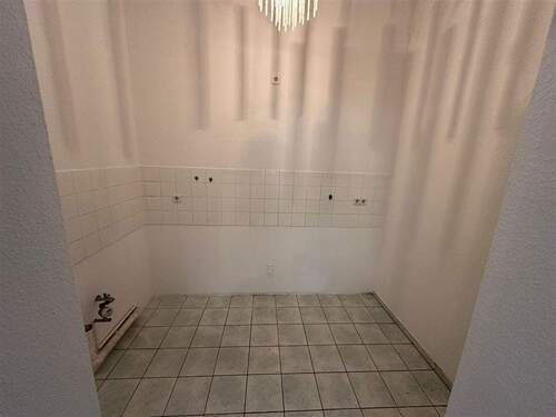 PHOTO-2025-11-04-09-17-33_4 - Etagenwohnung mit 47,60 m² in Chemnitz zur Miete