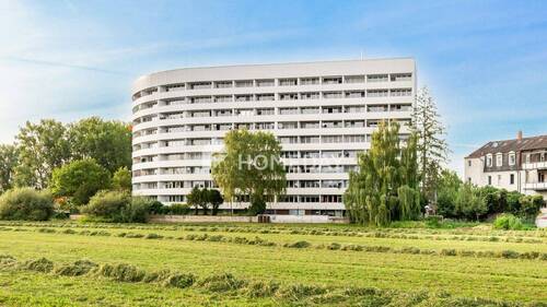 Außenansicht 3 - Charmantes 1-Zimmer-Appartement mit Balkon und Aufzug