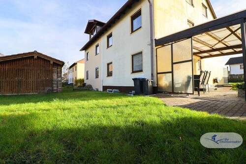 Garten - Doppelhaushälfte mit großzügigem Raumangebot und schönem Außenbereich