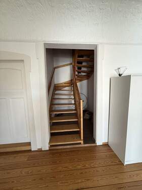 Aufgang zur Wohnung - 