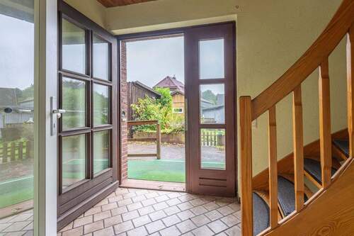 Eingangsbereich - Mehrfamilienhaus, Wohnhaus mit 128,80 m² in Timmaspe zum Kaufen