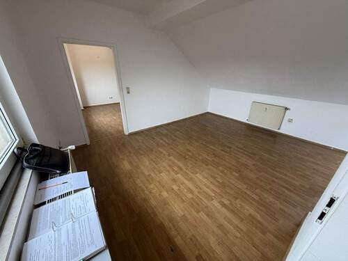 Bild 1 - Gemütliche Dachgeschosswohnung zum fairen Kurs!