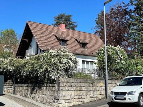Straßenansicht - Grundstück in Würzburg