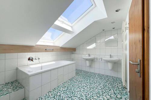 Badezimmer DG - 