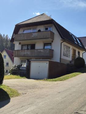 20250405_154909.jpg - MFH ( 3 WE ) in Titisee-Neustadt (Stadtteil Neustadt)