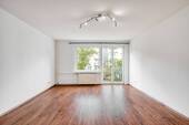 Ca. 25 qm großes Wohnzimmer - 