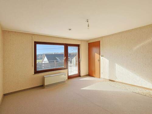 Helles Schlafzimmer mit Terrassenzugang - 