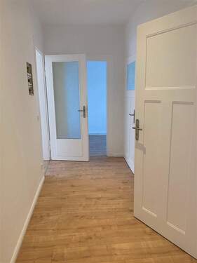 Flurbereich - Etagenwohnung mit 54,00 m&sup2; in Markkleeberg zur Miete