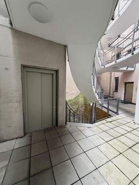 Fahrstuhl und Treppenhaus - Etagenwohnung mit 107,00 m&sup2; in Ravensburg zum Kaufen