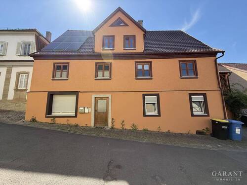 Ansicht Ost - **PLATZ FÜR ALLE** - 110.000,00&nbsp;EUR Kaufpreis, ca.&nbsp; 190,00&nbsp;m&sup2;&nbsp;Wohnfl&auml;che