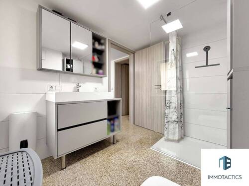 Badezimmer 1. OG - 