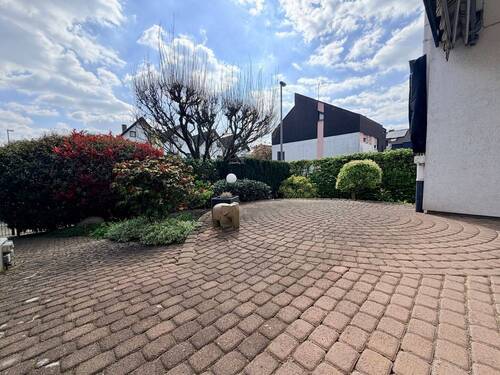 Terrasse.jpeg - Reihenendhaus mit 164,00 m&sup2; in Hattersheim zum Kaufen