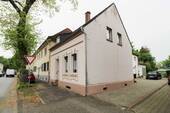 Haus2 / Straße - 5 Zimmer Einfamilienhaus zum Kaufen in Duisburg