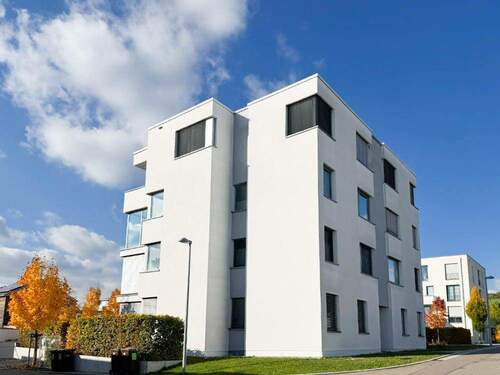 Ansicht Südost - *Uninähe* Blaustein neuwertige 3-Zi.-Wohnung im 2.OG sonnige Südwestlage, Balkon, EBK, TG