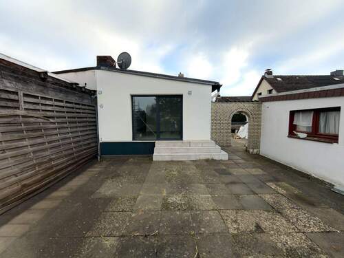 Terrasse - 4 Zimmer Doppelhaushälfte zum Kaufen in Hamburg