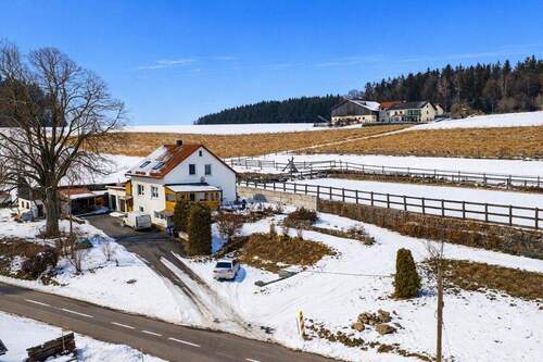 Drohnenaufnahme5 - Einfamilienhaus mit 140,00 m&sup2; in Michelsneukirchen zum Kaufen