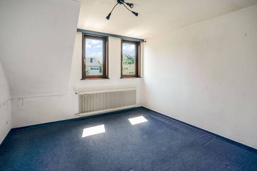 Zimmer im Dachgeschoss (NF) - 