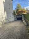Tiefgarageneinfahrt - 4 Zimmer Terrassenwohnung in Dresden