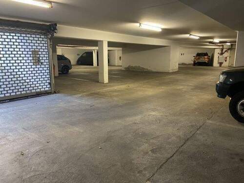 Tiefgarage - 