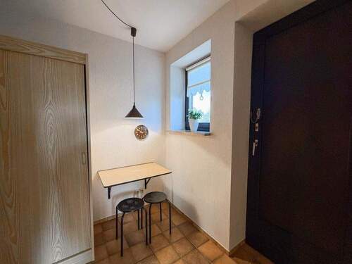 angrenzender Vorratsraum - 