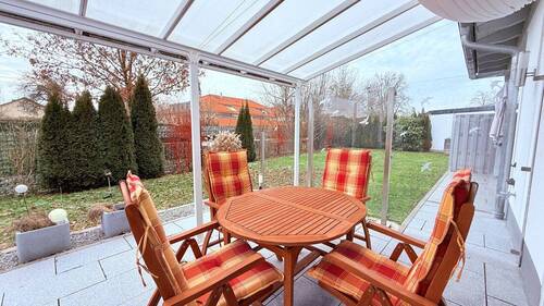 überdachte Terrasse - 