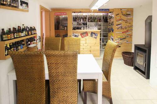 Partyraum mit Bar - 