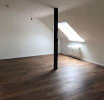 Geräumige Dachgeschosswohnung in Delmenhorst-Deichhorst!