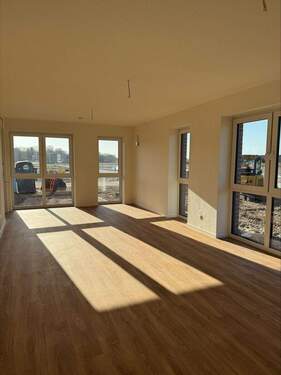 Wohnbereich - Rollstuhlgerechte Wohnung am Oldenburger Fliegerhorst zur Miete !