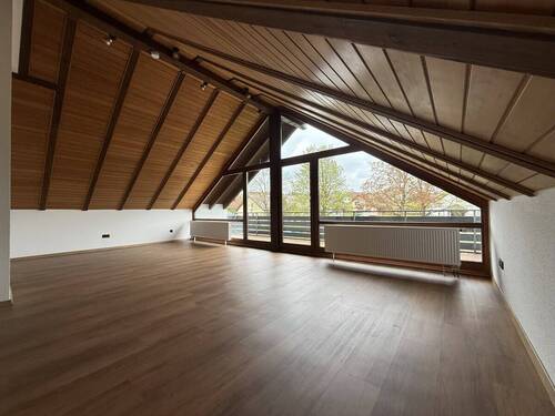 Wohnzimmer - Idyllische Wohnung für Singles oder Paare in Satteldorf zur Miete