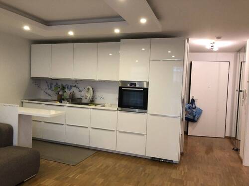 Wohnen Eingang - Etagenwohnung mit 52,00 m² in Stuttgart zur Miete