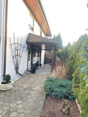 Außenansicht - Doppelhaushälfte mit 114,00 m&sup2; in Bielefeld zum Kaufen