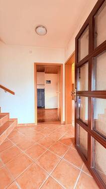 Zutritt zum Anwesen - 4 Zimmer Einfamilienhaus zum Kaufen in Eggenfelden