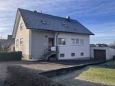 Seitenansicht Nord - 8 Zimmer Mehrfamilienhaus, Wohnhaus zum Kaufen in Denkingen