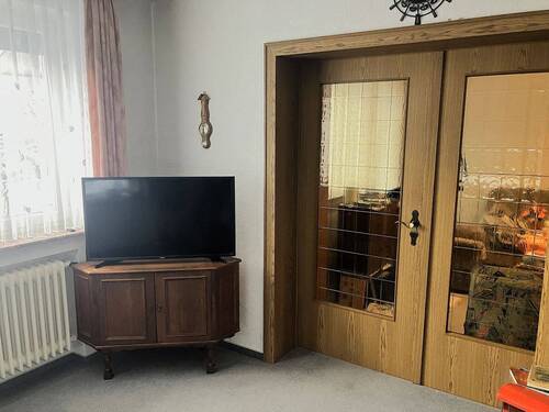 Esszimmer m. Übergang zu Wohnzimmer - 