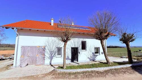 Haus mit integrierter Garage - 