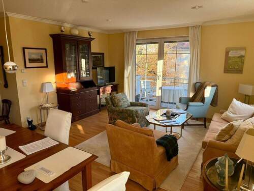 Wohnzimmer - 3 Zimmer Etagenwohnung zum Kaufen in Grünwald