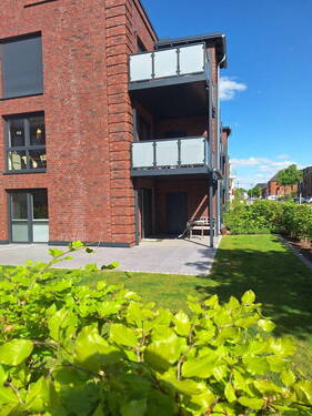Bild 1 - 3 Zi-EG-Wohnung mit riesiger Süd-West-Terrasse im Hanseviertel von Lüneburg