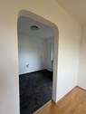 Blick in die Küche - 4 Zimmer Etagenwohnung zur Miete in Adelsdorf
