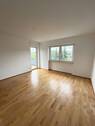 Elternschlafzimmer mit Zugang zum Balkon - 