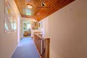 Solides, älteres Treppenhaus mit Charme. - 