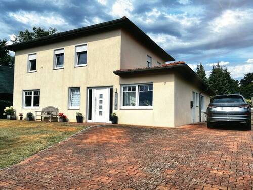 Straßenansicht - 8 Zimmer Einfamilienhaus zum Kaufen in Schneverdingen