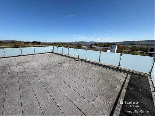 Dachterrasse als Sondernutzung mit herrlichem Blick - 3 Zimmer Etagenwohnung zum Kaufen in Waldshut-Tiengen