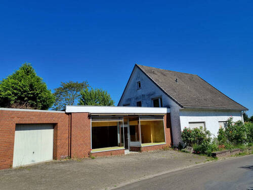 Bild1 - Einfamilienhaus mit kleinem Ladenlokal in P. W-Nammen