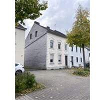 sanierungsbedürftiges Einfamilienhaus in Aachen-Brand - Aachen / Brand